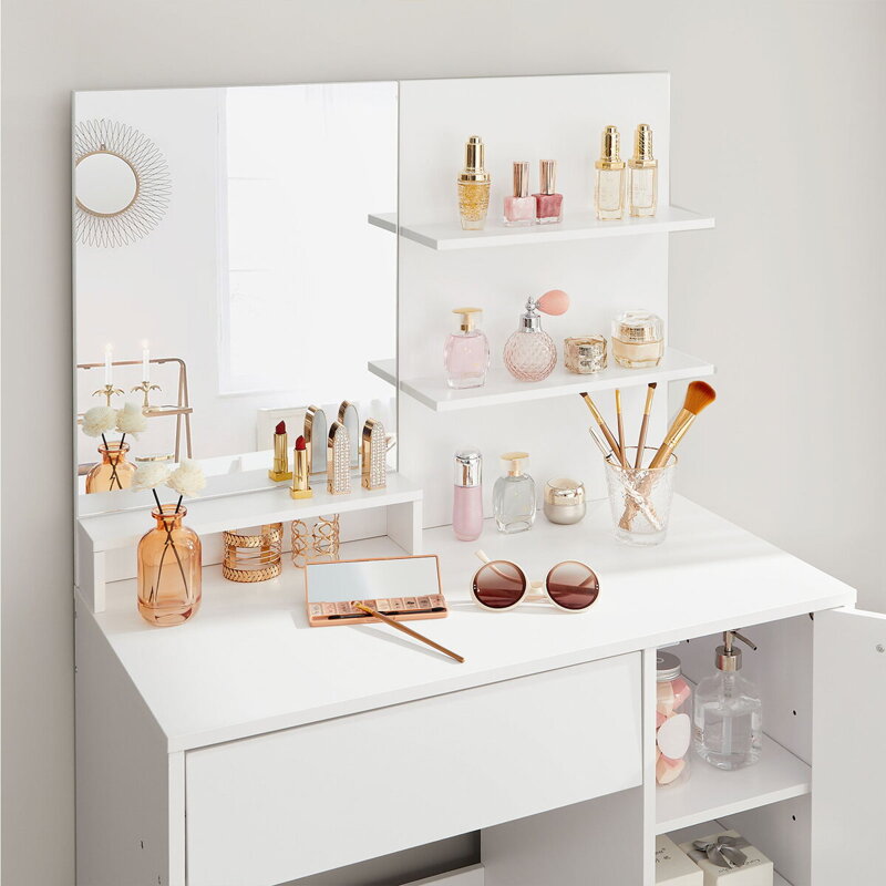 Schminktisch mit Schrank